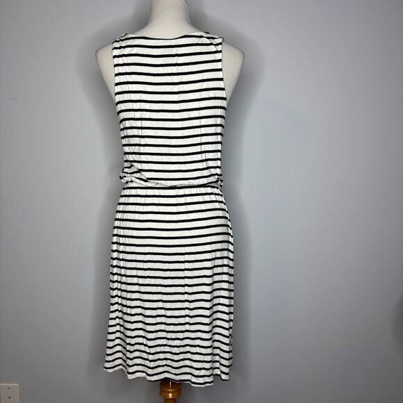 H&M- White & Black Striped Dress with Waist Cinch - Picture 2 of 4